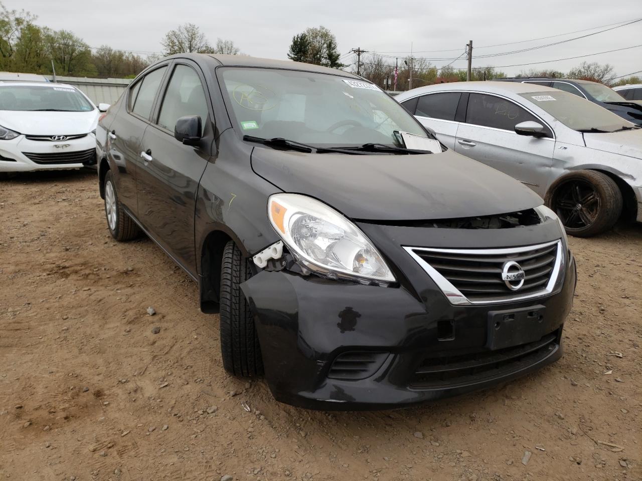 NISSAN VERSA S 2014 with VIN 3N1CN7AP0EK445618 - Photo from auction