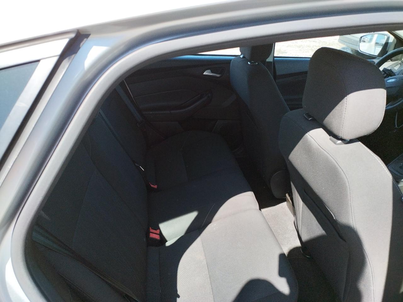 Photo 6 from auction – 2016 FORD FOCUS SE with VIN 1FADP3K26GL290286
