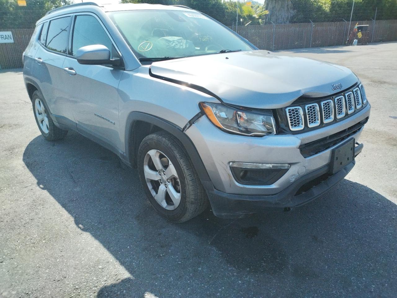 صورة رقم 1 من المزاد - 2018 JEEP COMPASS LA مع VIN 3C4NJCBB4JT137059