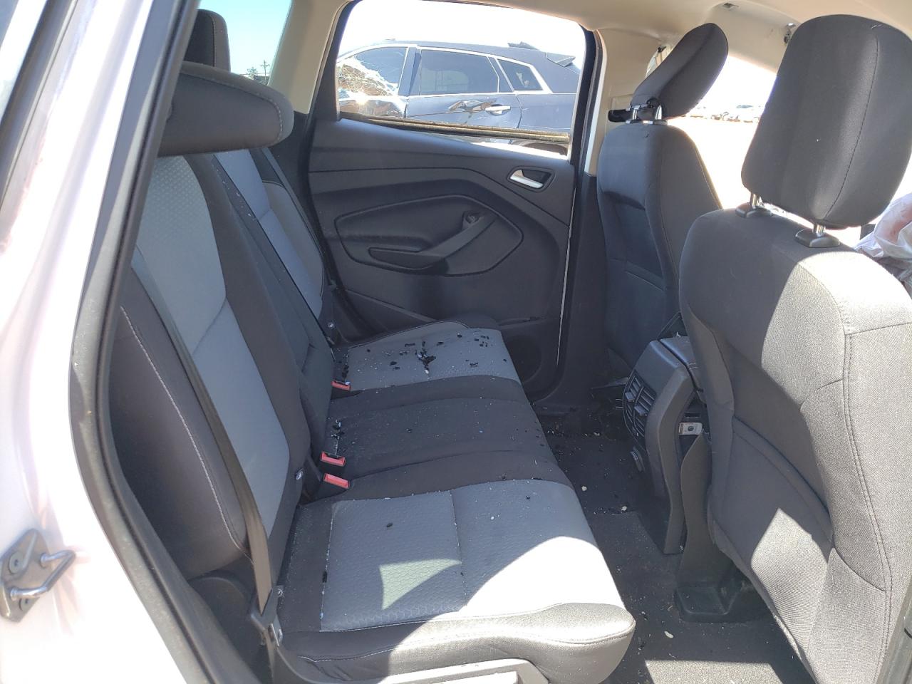 Photo 6 from auction – 2018 FORD ESCAPE SE with VIN 1FMCU0GD7JUC86333