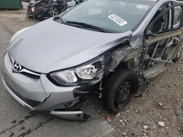 Photo 9 from auction – 2016 HYUNDAI ELANTRA SE with VIN 5NPDH4AE3GH756950