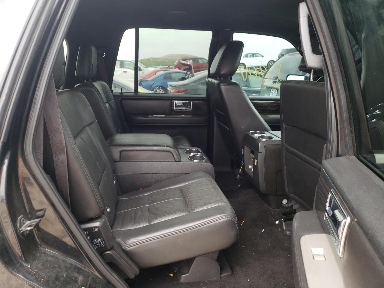 Photo 6 from auction – 2010 LINCOLN NAVIGATOR with VIN 5LMJJ2J54AEJ07346
