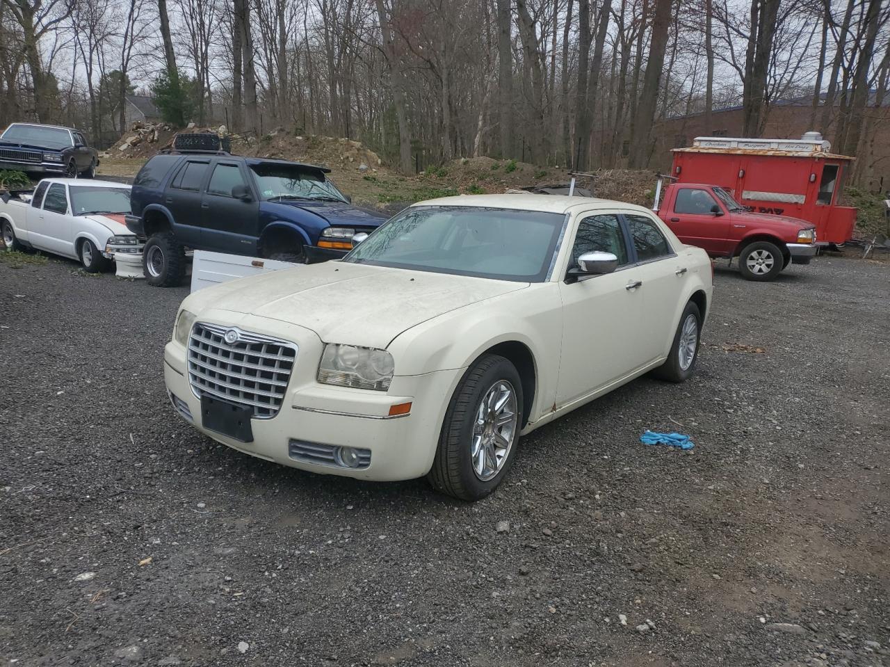 Photo 2 from auction – 2010 CHRYSLER 300 TOURIN with VIN 2C3CA4CD2AH123445