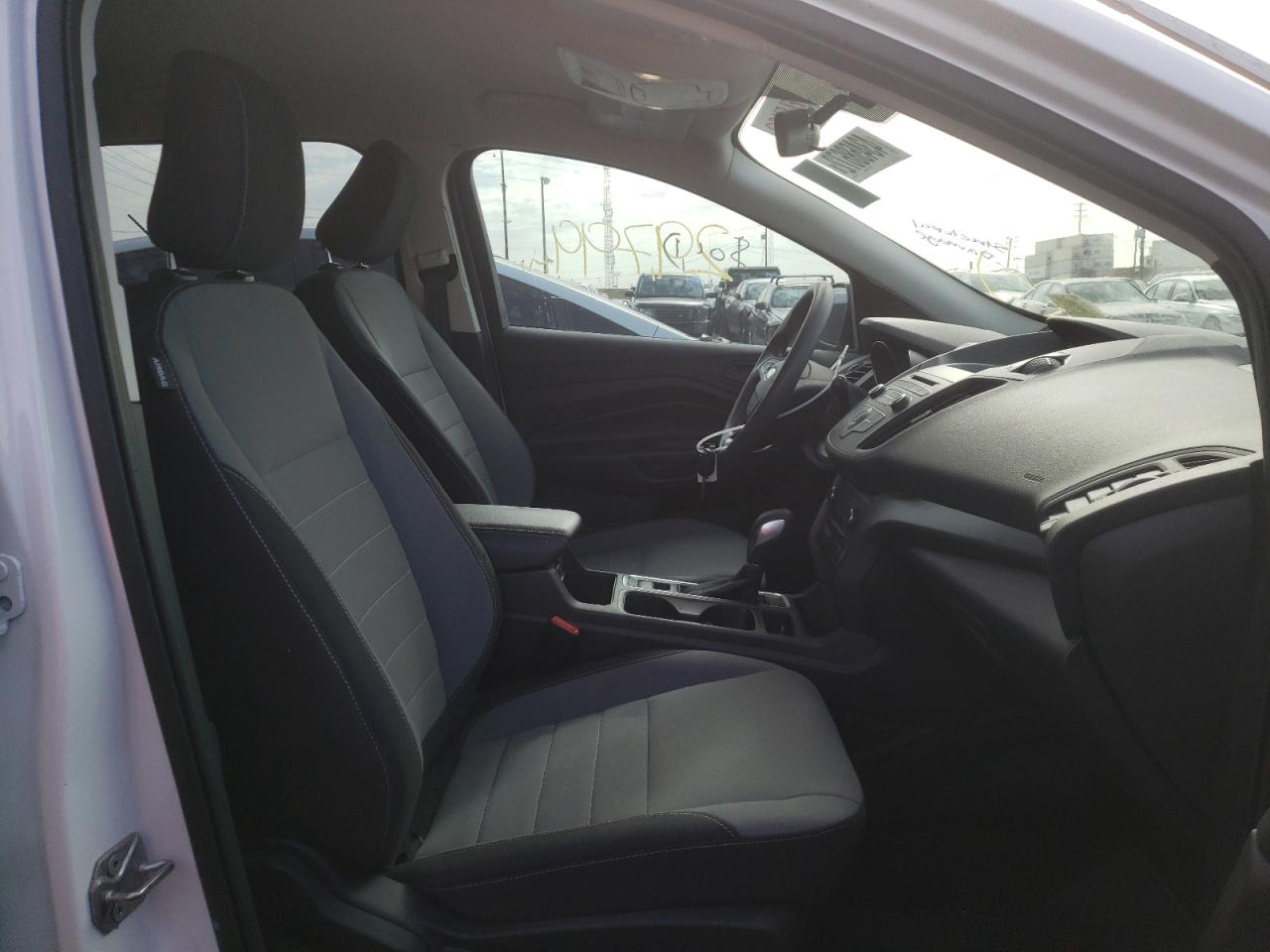 Photo 5 from auction – 2018 FORD ESCAPE S with VIN 1FMCU0F75JUD44905