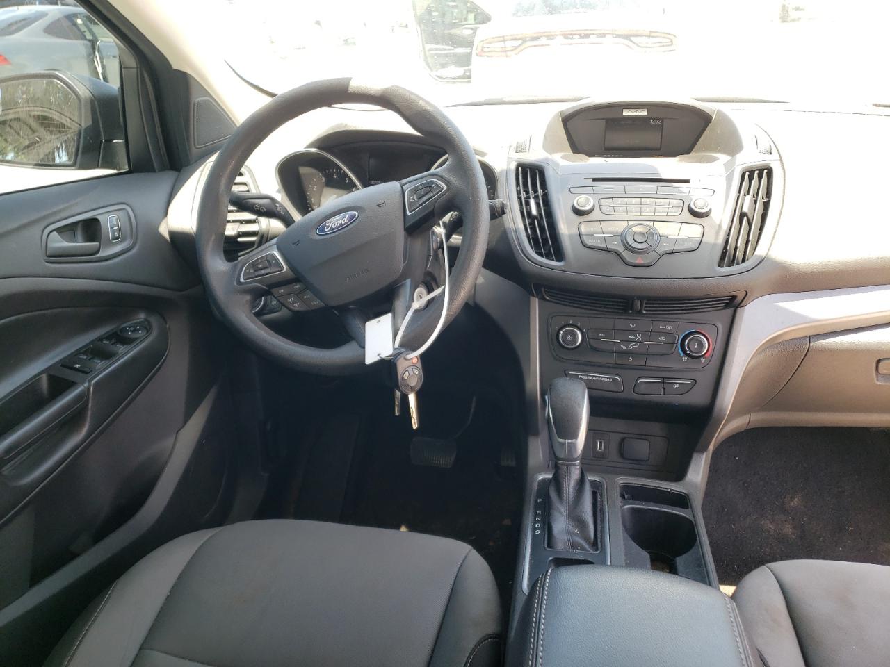 Photo 9 from auction – 2017 FORD ESCAPE S with VIN 1FMCU0F72HUE86476