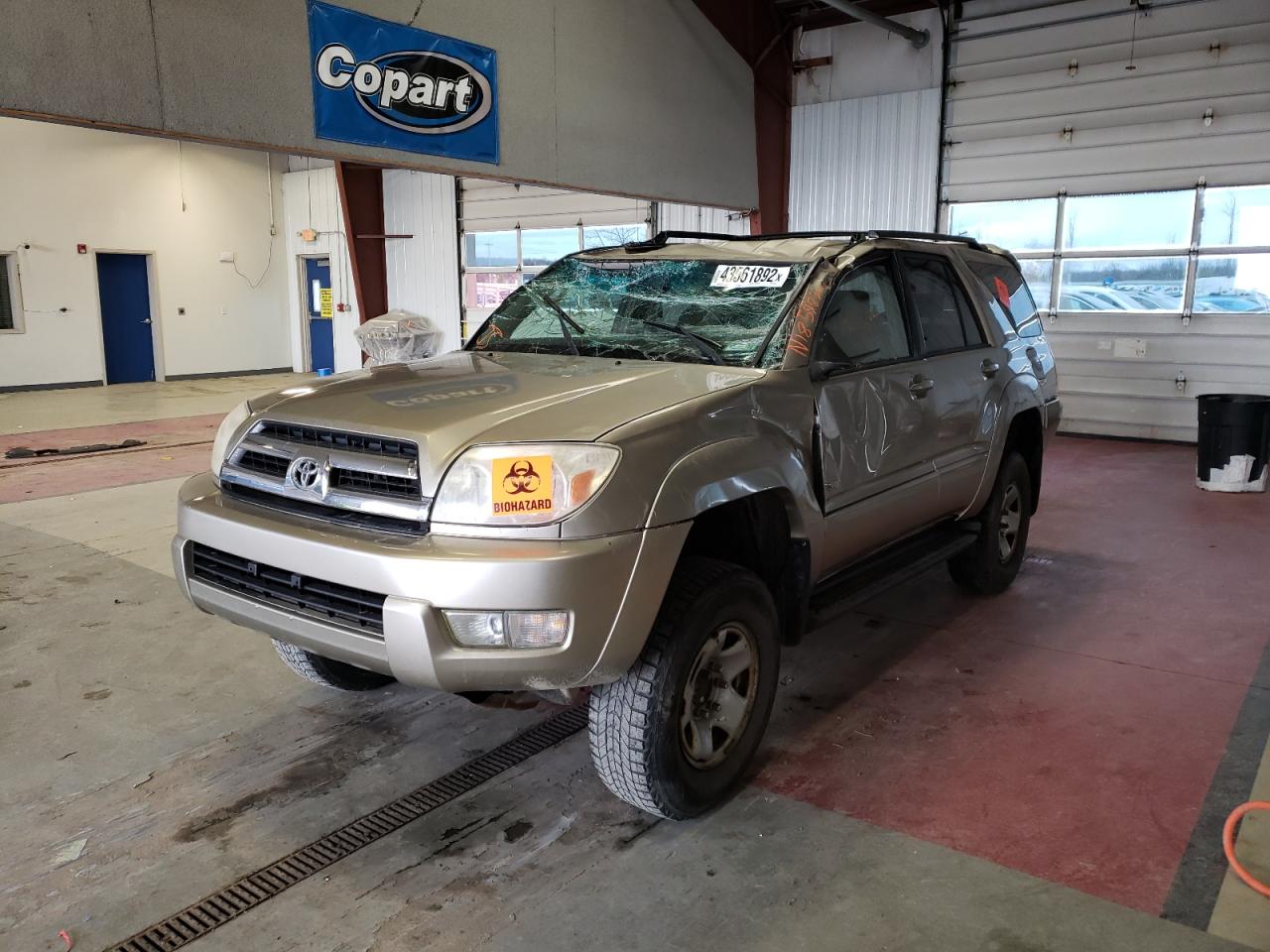 Photo 2 from auction – 2005 TOYOTA 4RUNNER SR with VIN JTEZU14R750056496
