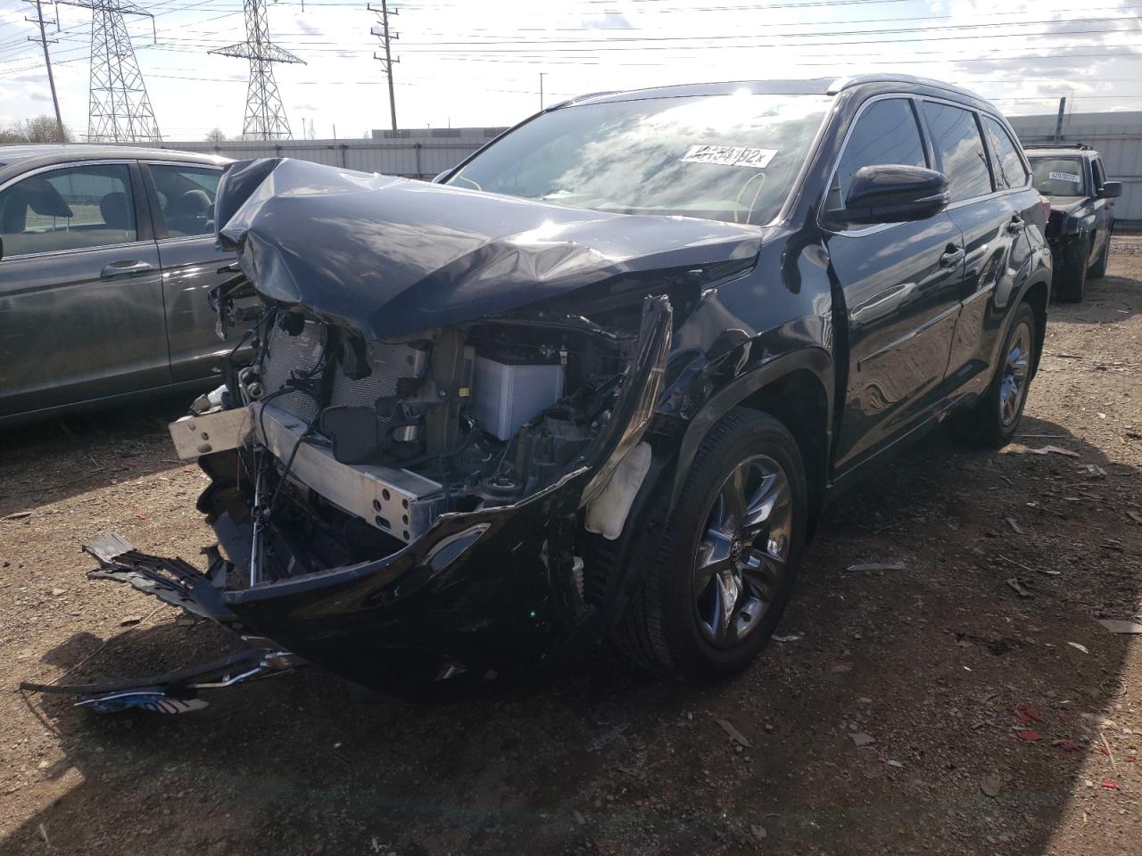 Photo 2 from auction – 2018 TOYOTA HIGHLANDER with VIN 5TDDZRFH9JS868943