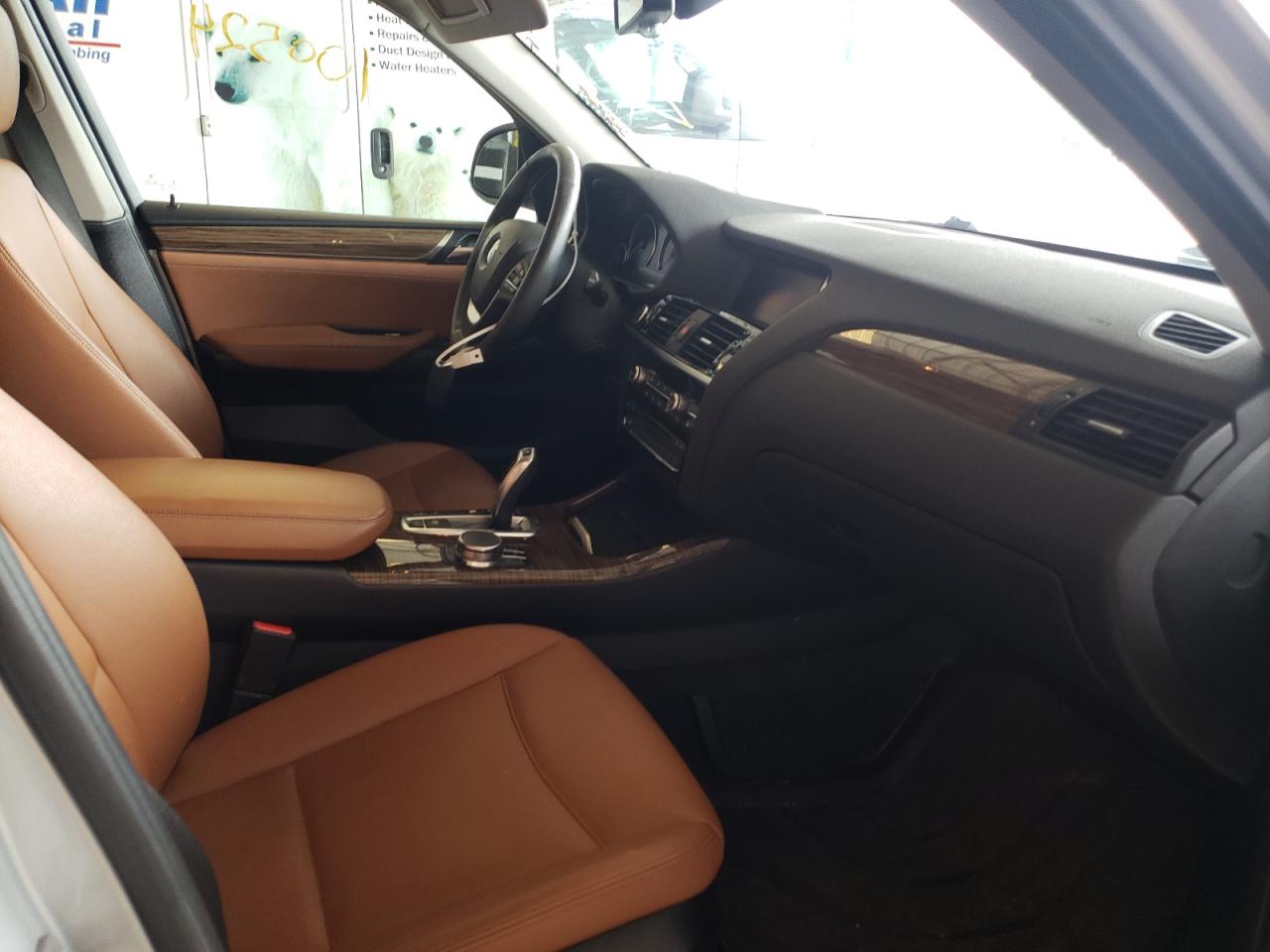 Photo 5 from auction – 2017 BMW X3 XDRIVE2 with VIN 5UXWX9C58H0T00753