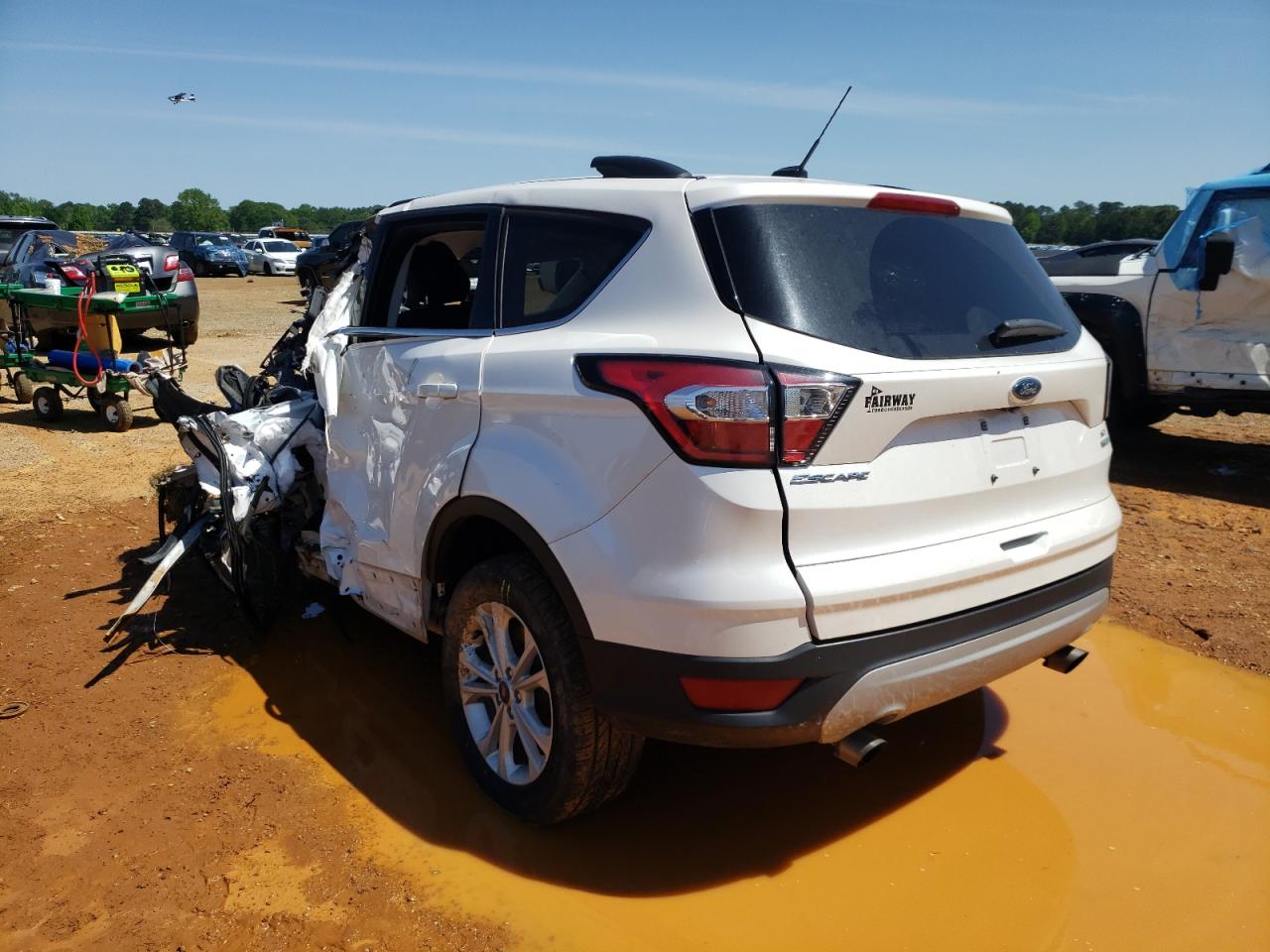 Photo 3 from auction – 2018 FORD ESCAPE SE with VIN 1FMCU0GD7JUC86333