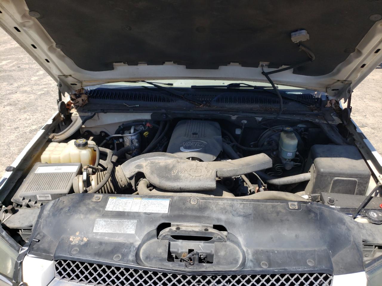 Photo 7 from auction – 2002 CHEVROLET AVALANCHE with VIN 3GNEC13TX2G352923