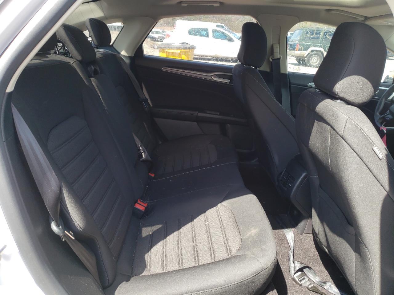 Photo 6 from auction – 2020 FORD FUSION SE with VIN 3FA6P0HD4LR226453