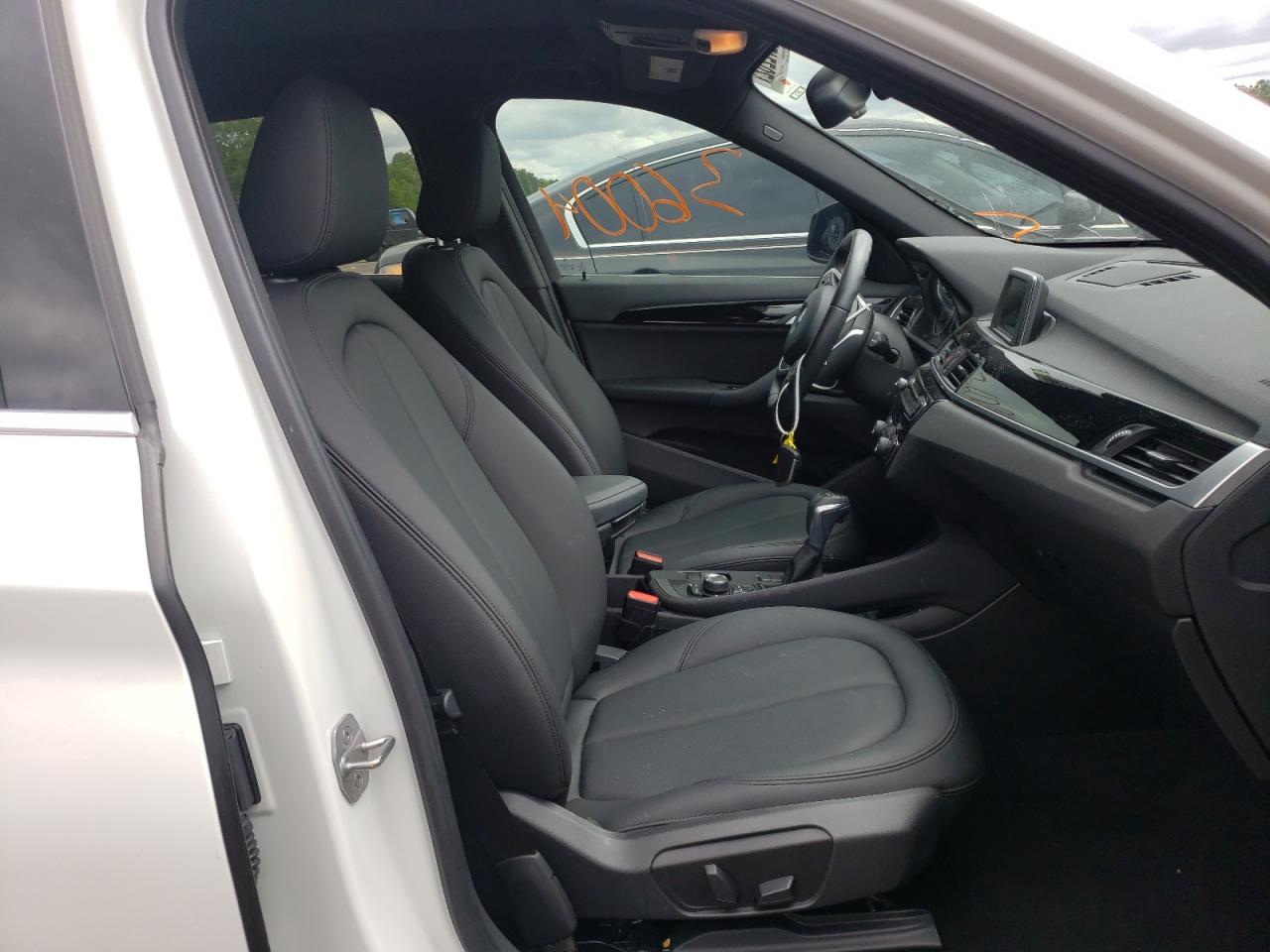 Photo 5 from auction – 2017 BMW X1 SDRIVE2 with VIN WBXHU7C31HP925026