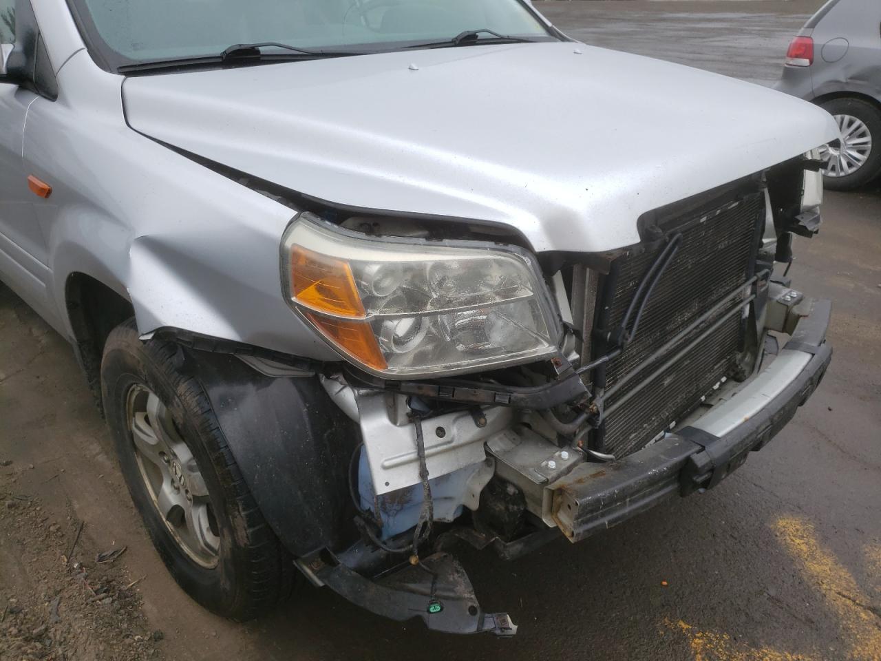 Фото 9 с аукциона – 2006 HONDA PILOT EX с VIN 5FNYF28576B004411