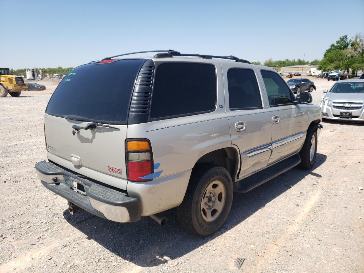 Photo 4 from auction – 2004 GMC YUKON with VIN 1GKEC13Z04R242340