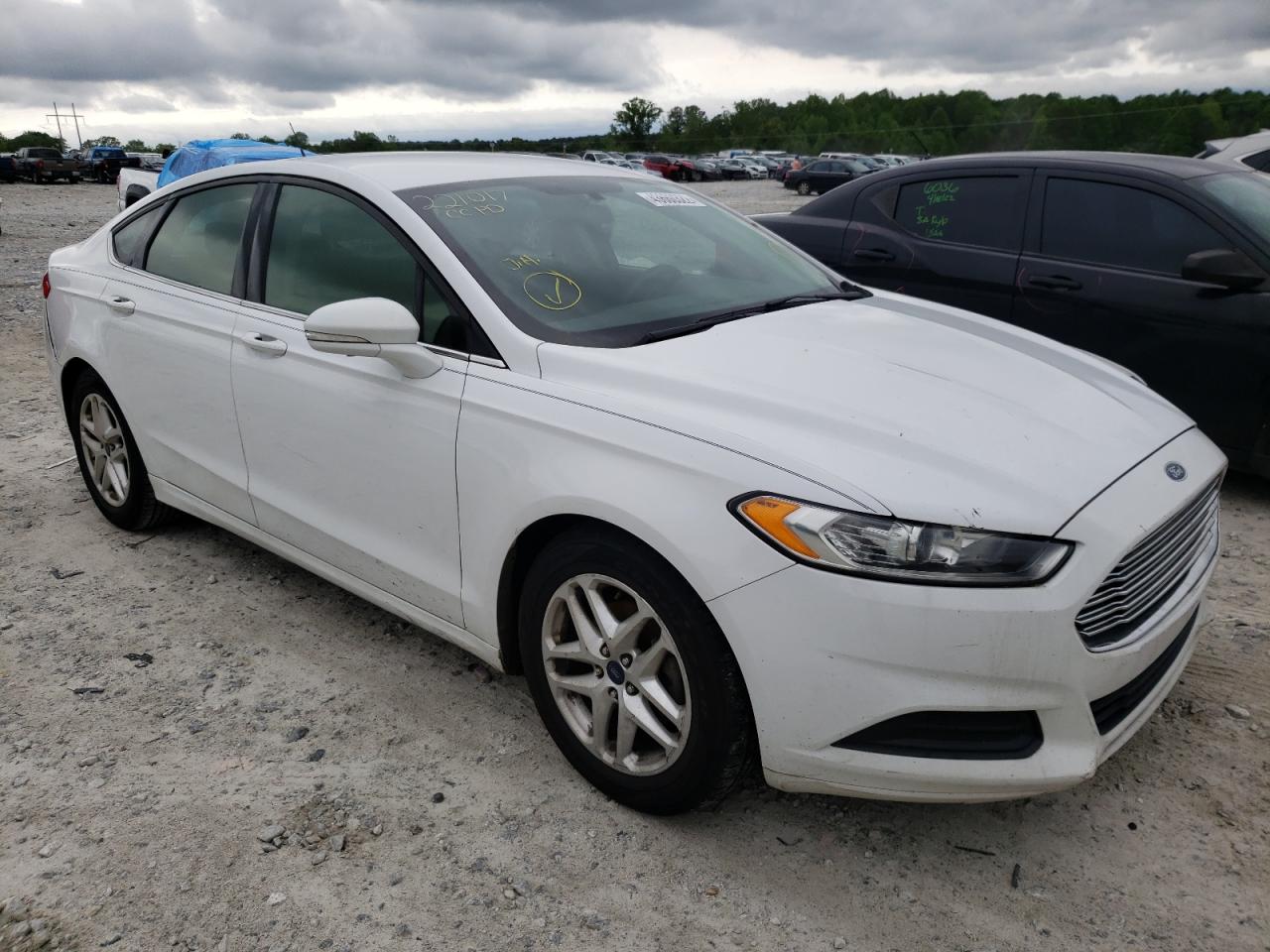 FORD FUSION SE 2015 with VIN 3FA6P0HD3FR290777 - Photo from auction