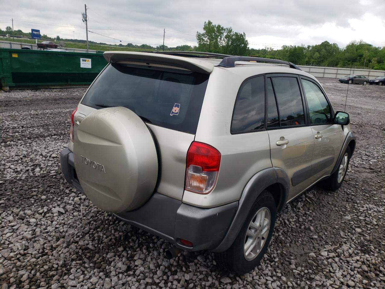 Photo 4 from auction – 2001 TOYOTA RAV4 with VIN JTEGH20V410024037