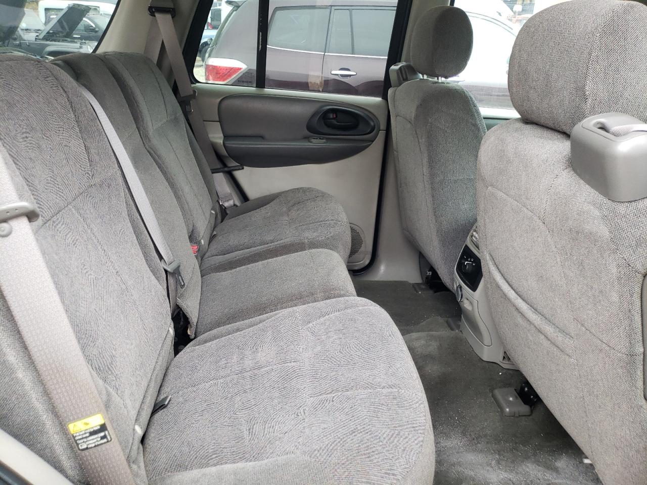 Photo 6 from auction – 2004 CHEVROLET TRAILBLAZE with VIN 1GNDT13S942163453
