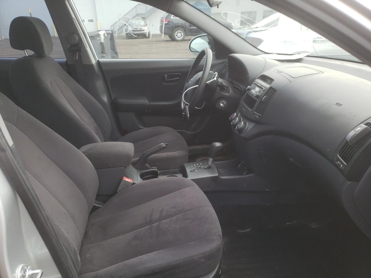 Photo 5 from auction – 2007 HYUNDAI ELANTRA GL with VIN KMHDU45D07U257571