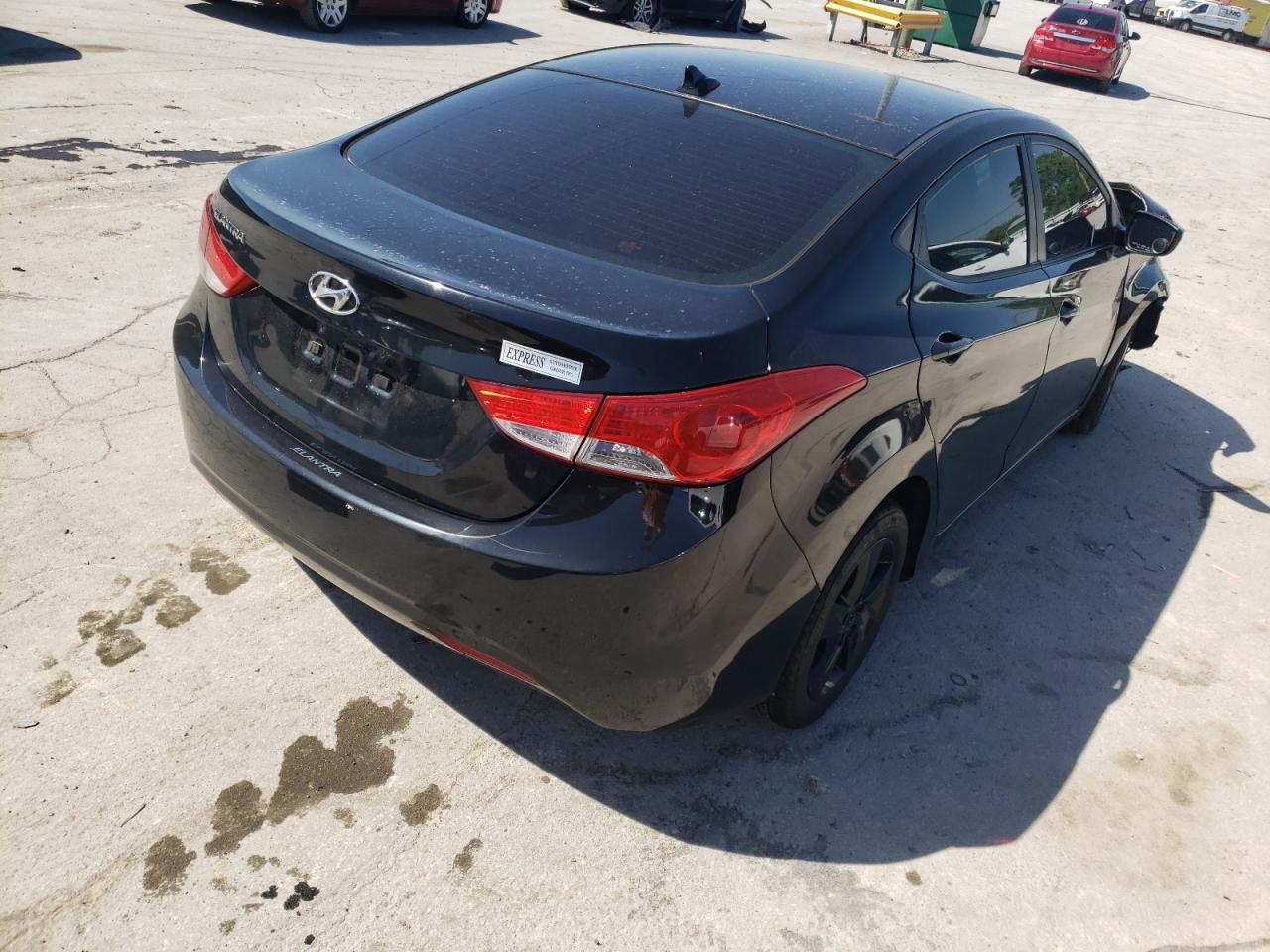 Photo 4 from auction – 2012 HYUNDAI ELANTRA GL with VIN KMHDH4AE5CU216415