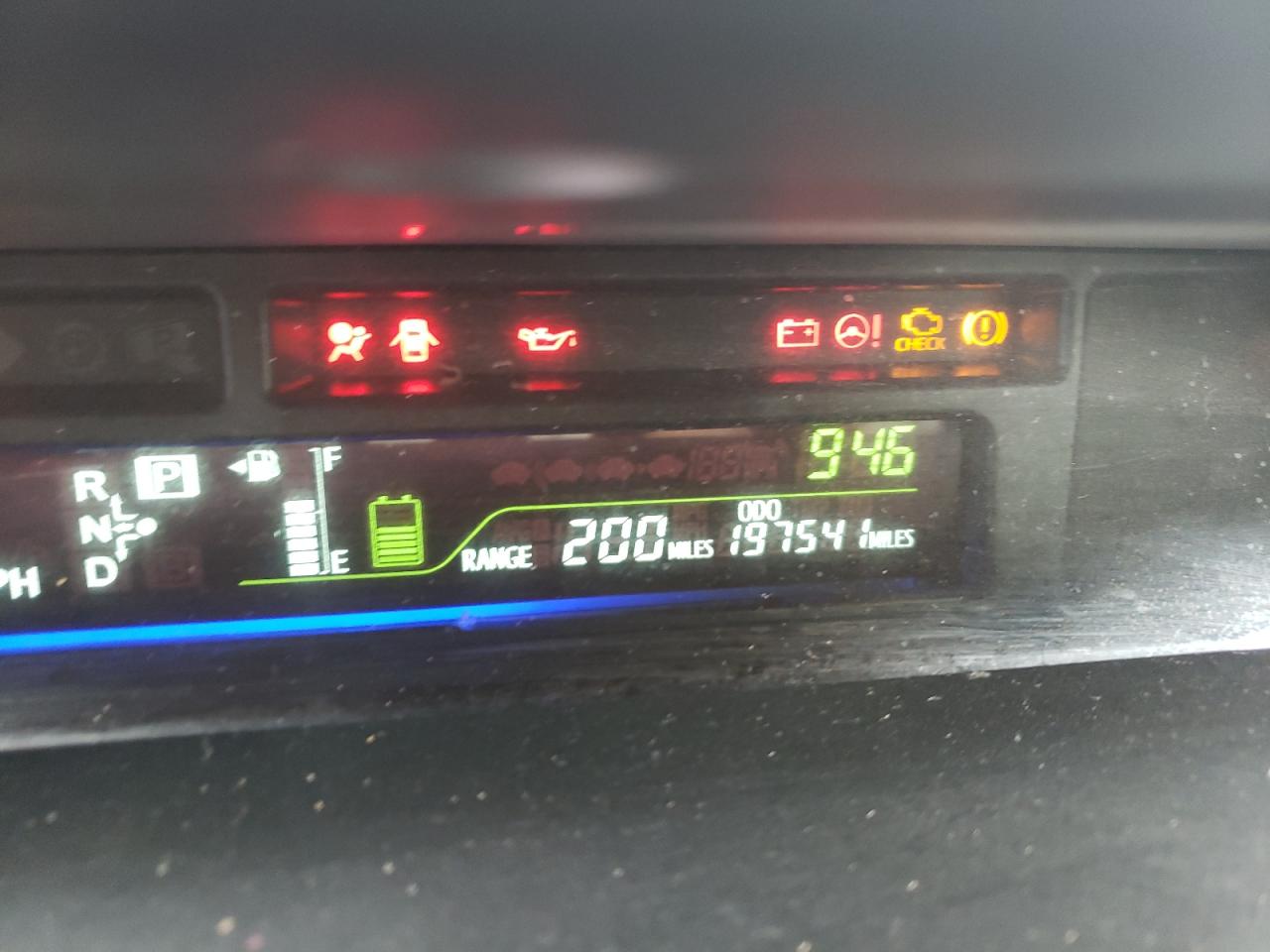 Photo 8 from auction – 2016 TOYOTA PRIUS V with VIN JTDZN3EU5GJ046644
