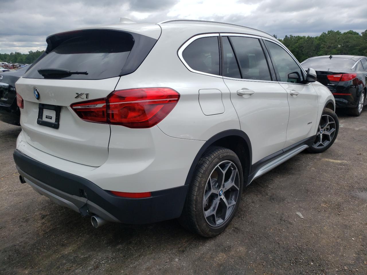 Photo 4 from auction – 2017 BMW X1 SDRIVE2 with VIN WBXHU7C31HP925026