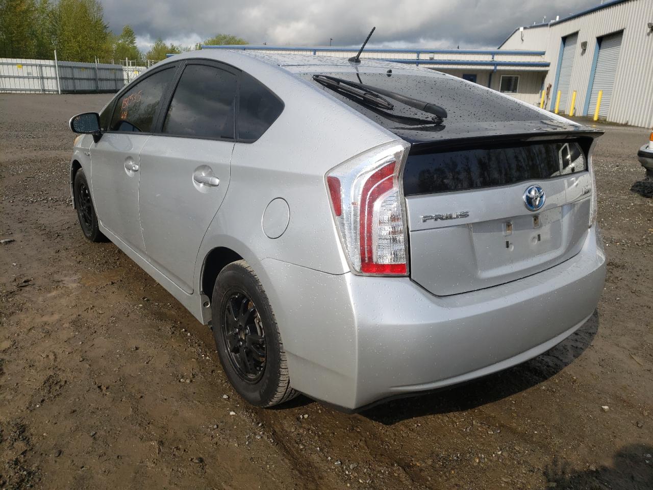 Photo 3 from auction – 2013 TOYOTA PRIUS with VIN JTDKN3DU7D5688791
