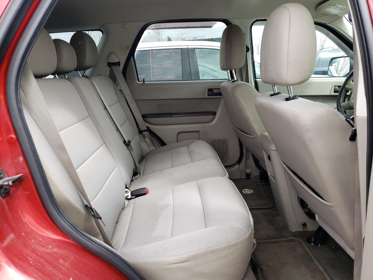 Photo 6 from auction – 2011 FORD ESCAPE XLT with VIN 1FMCU9DG0BKA35041