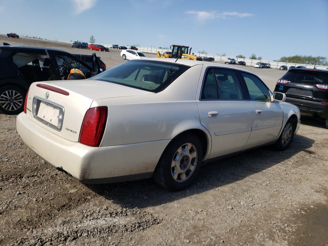 Photo 4 from auction – 2002 CADILLAC DEVILLE with VIN 1G6KD54Y52U115069