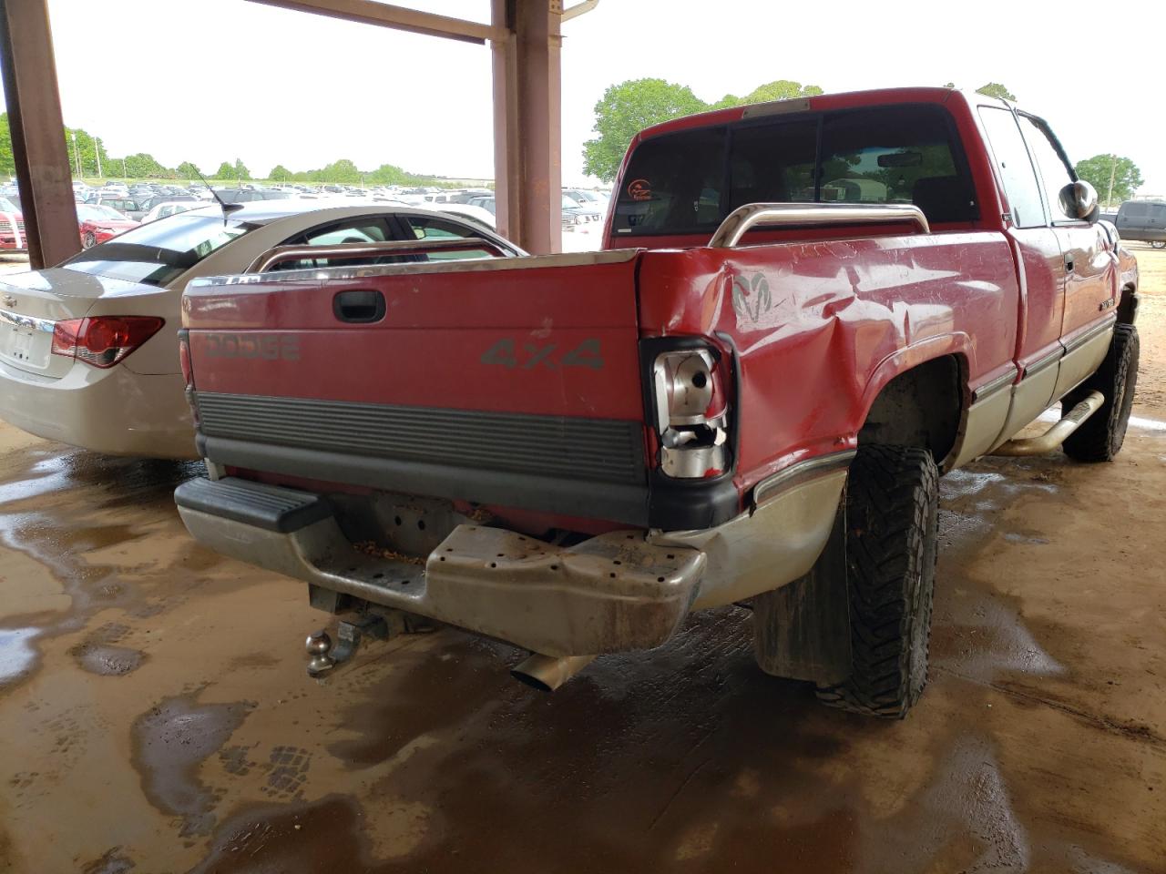 Photo 9 from auction – 1996 DODGE RAM 1500 with VIN 3B7HF13Y1TG180937