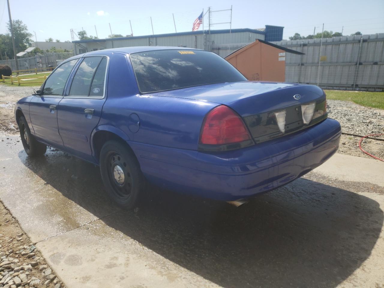 Photo 3 from auction – 2007 FORD CROWN VICT with VIN 2FAFP71W37X159162