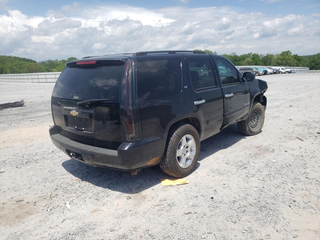 Photo 4 from auction – 2007 CHEVROLET TAHOE C150 with VIN 1GNFC13097R101487