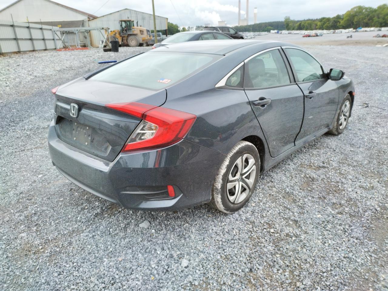 Photo 4 from auction – 2016 HONDA CIVIC LX with VIN 19XFC2F55GE048157
