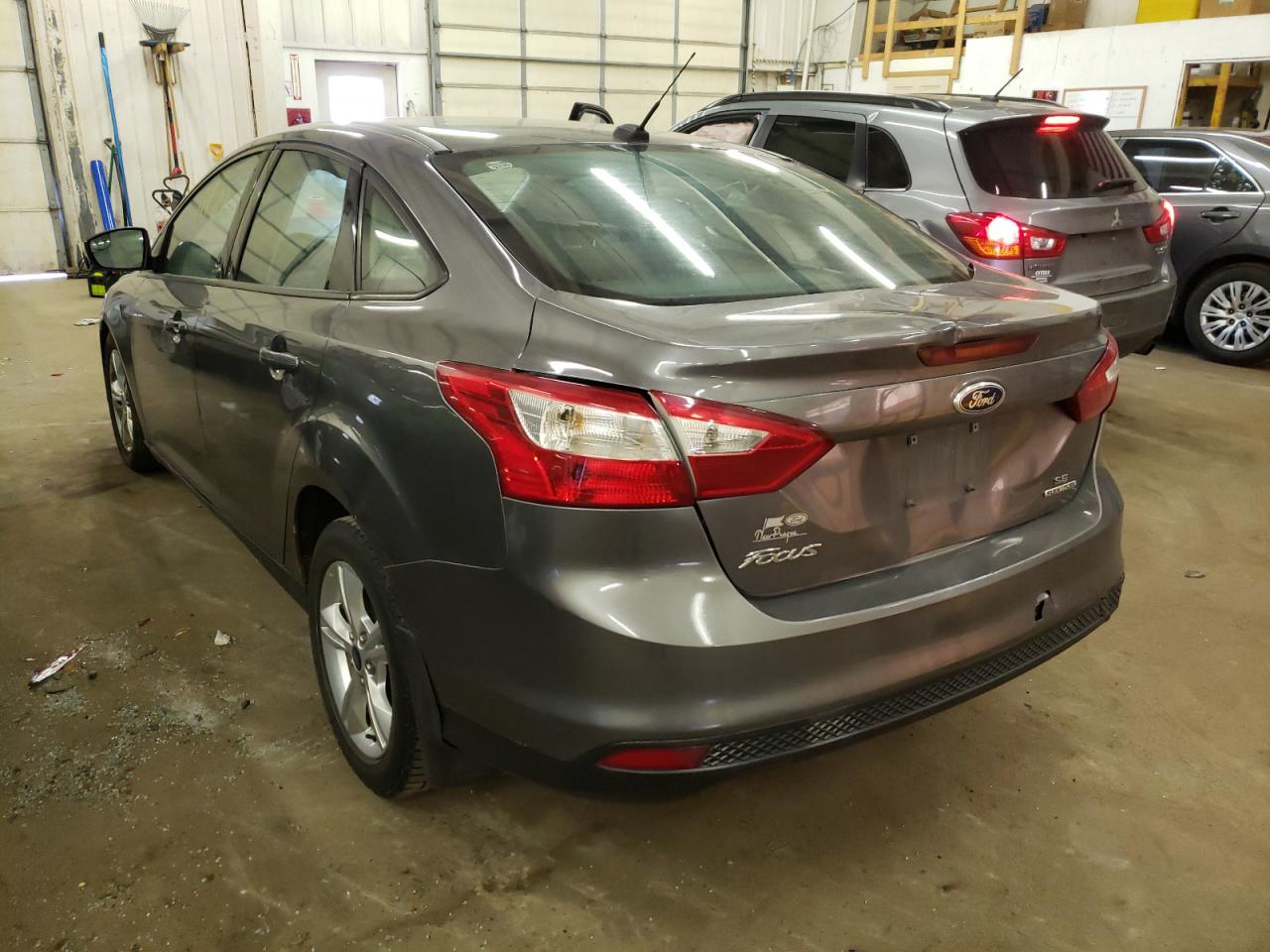 Photo 3 from auction – 2013 FORD FOCUS SE with VIN 1FADP3F23DL245781