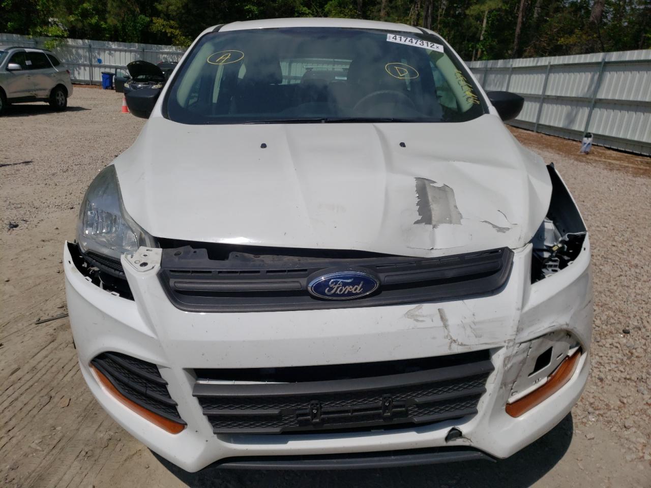 Photo 9 from auction – 2013 FORD ESCAPE S with VIN 1FMCU0F74DUD08482