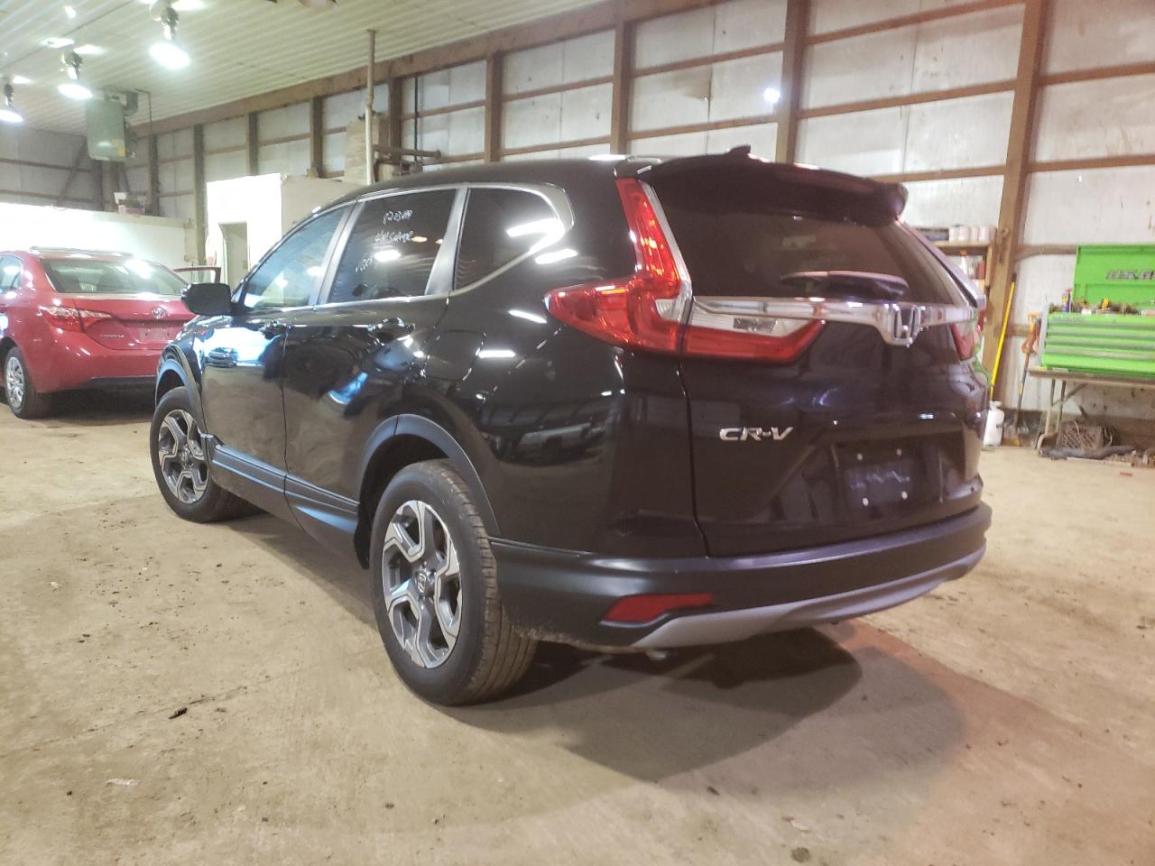 Photo 3 from auction – 2018 HONDA CR-V EX with VIN 7FARW2H59JE087566