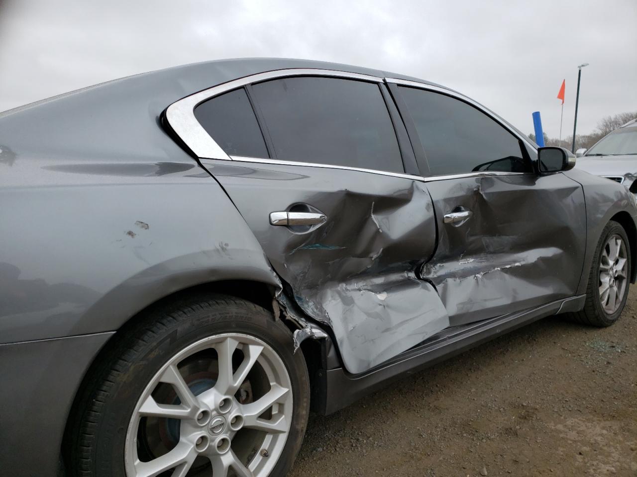 Photo 9 from auction – 2014 NISSAN MAXIMA S with VIN 1N4AA5AP3EC469363