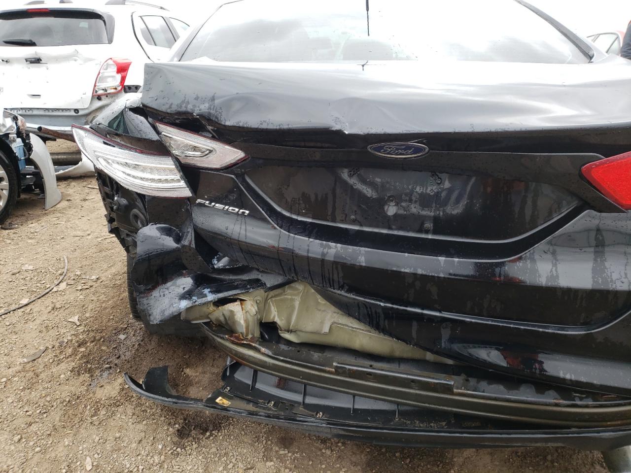 Photo 9 from auction – 2016 FORD FUSION S with VIN 3FA6P0G79GR255805