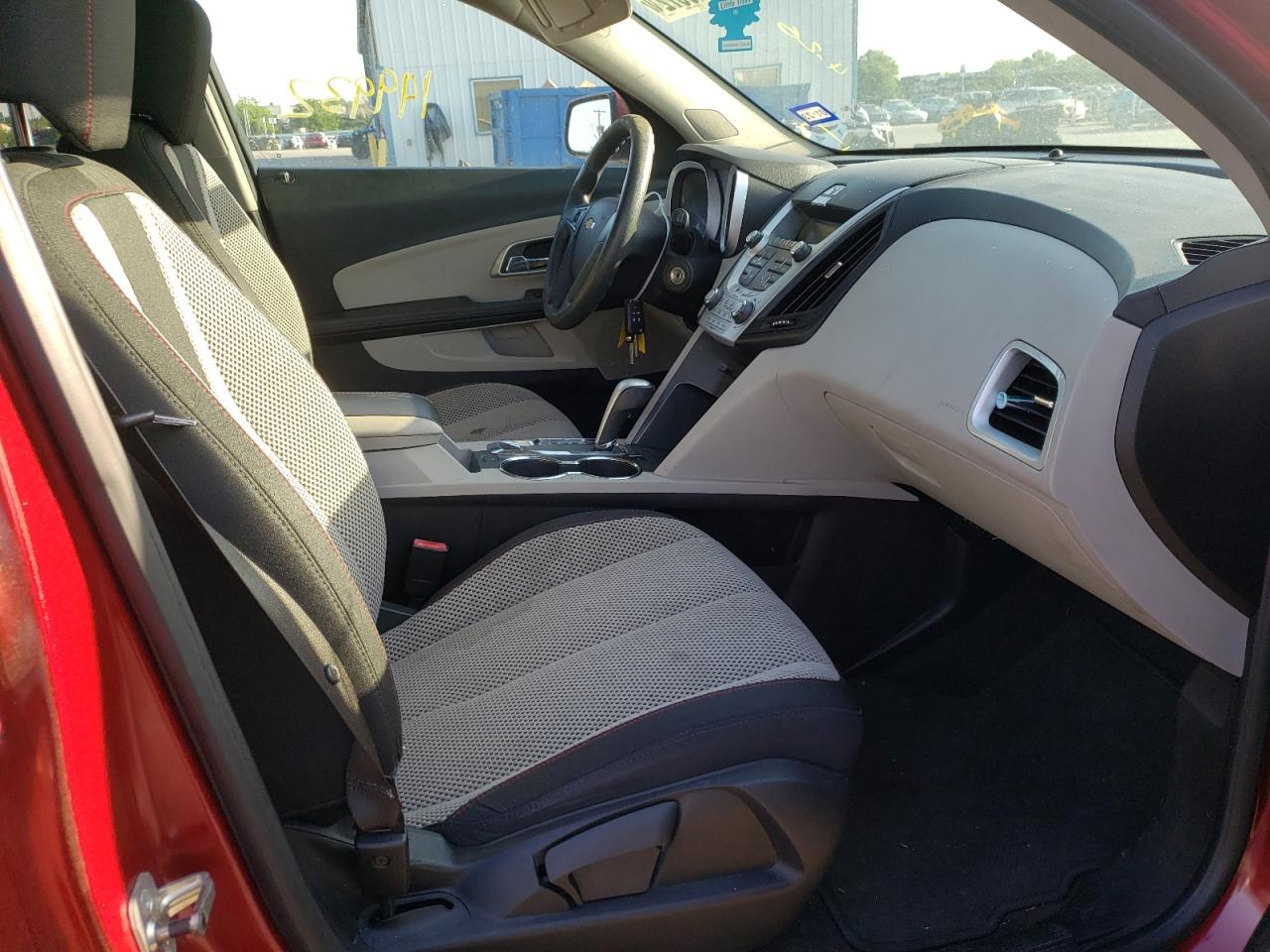 Photo 5 from auction – 2010 CHEVROLET EQUINOX LT with VIN 2CNALDEW9A6382792