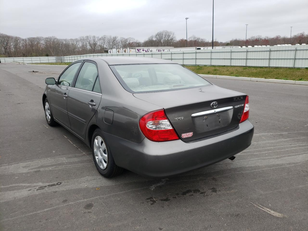 Photo 3 from auction – 2002 TOYOTA CAMRY LE with VIN 4T1BE32K52U549789