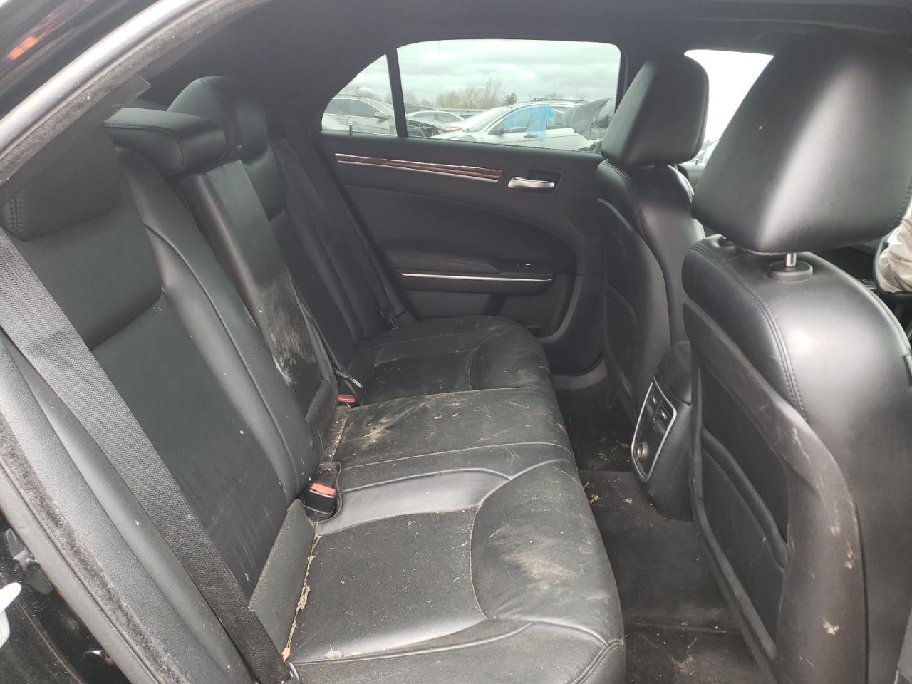 Photo 6 from auction – 2013 CHRYSLER 300 with VIN 2C3CCAAG7DH590032