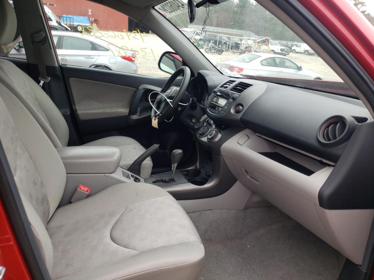 Photo 5 from auction – 2009 TOYOTA RAV4 with VIN 2T3BF35V99W016817
