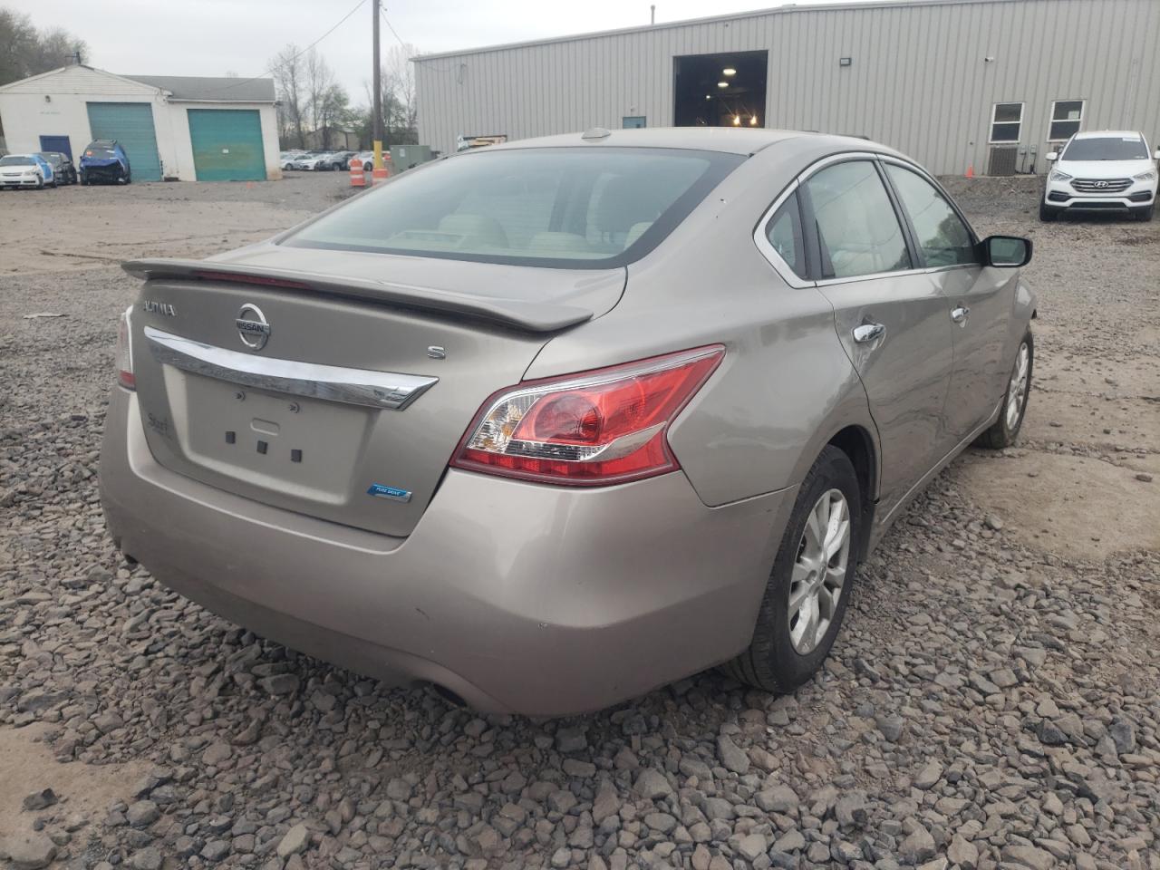 Photo 4 from auction – 2014 NISSAN ALTIMA 2.5 with VIN 1N4AL3AP0EC177894