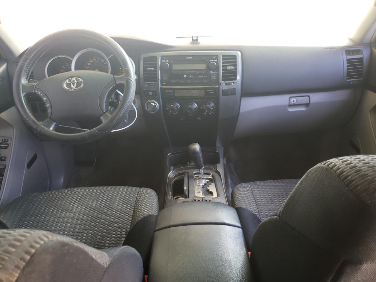 Photo 9 from auction – 2006 TOYOTA 4RUNNER SR with VIN JTEBT14R860058179