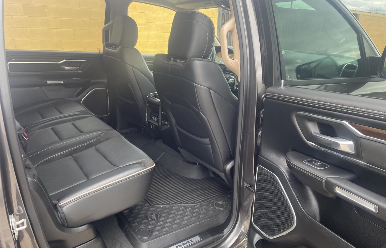Photo 6 from auction – 2021 RAM 1500 LARAM with VIN 1C6SRFJTXMN681035
