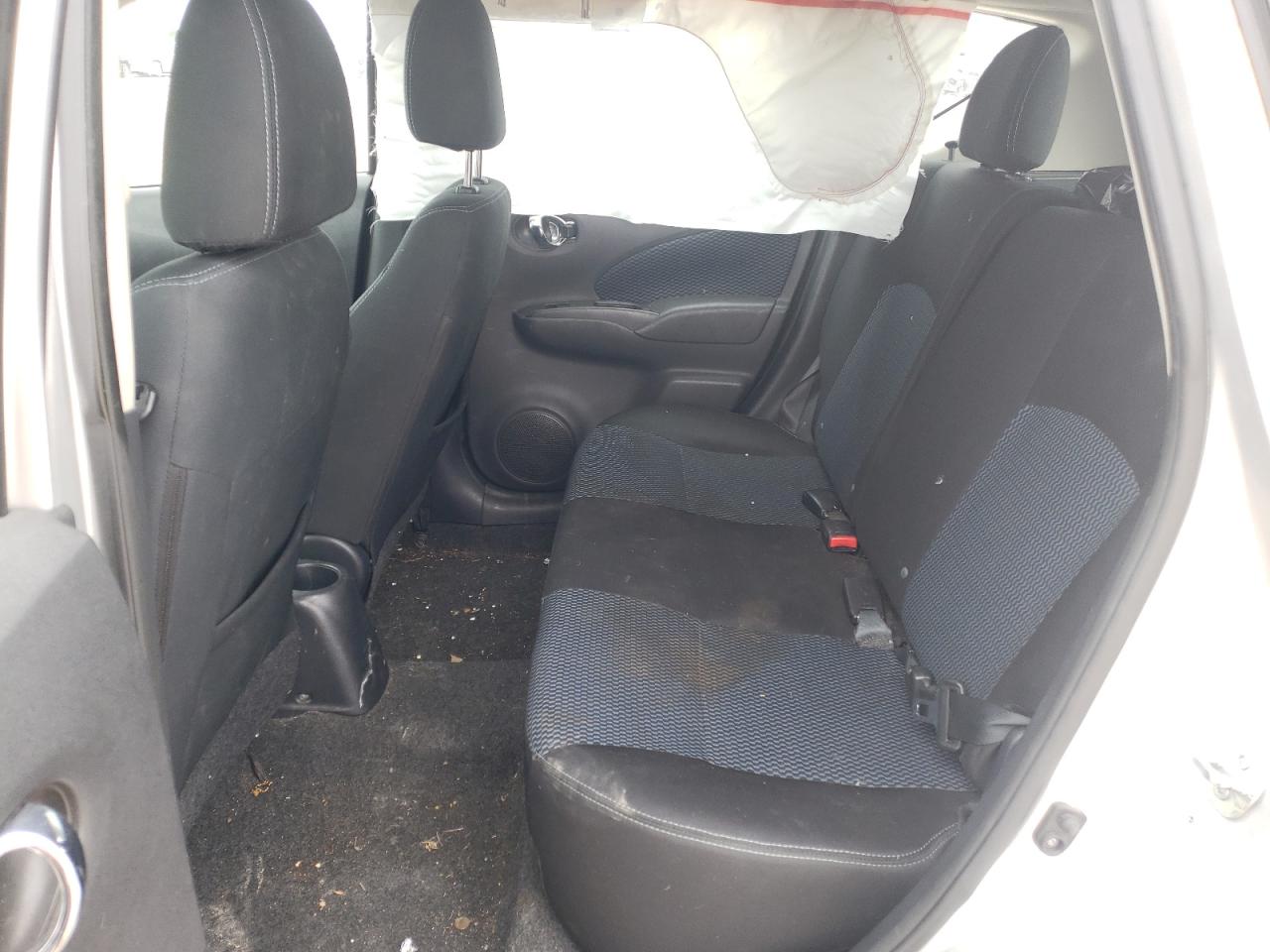 Photo 6 from auction – 2015 NISSAN VERSA NOTE with VIN 3N1CE2CP2FL408484