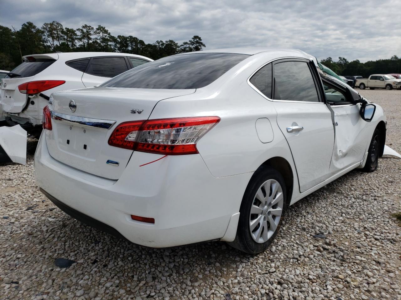 Photo 4 from auction – 2014 NISSAN SENTRA S with VIN 3N1AB7AP3EY332310