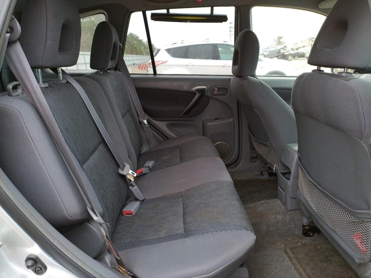 Photo 6 from auction – 2002 TOYOTA RAV4 with VIN JTEHH20V526034997