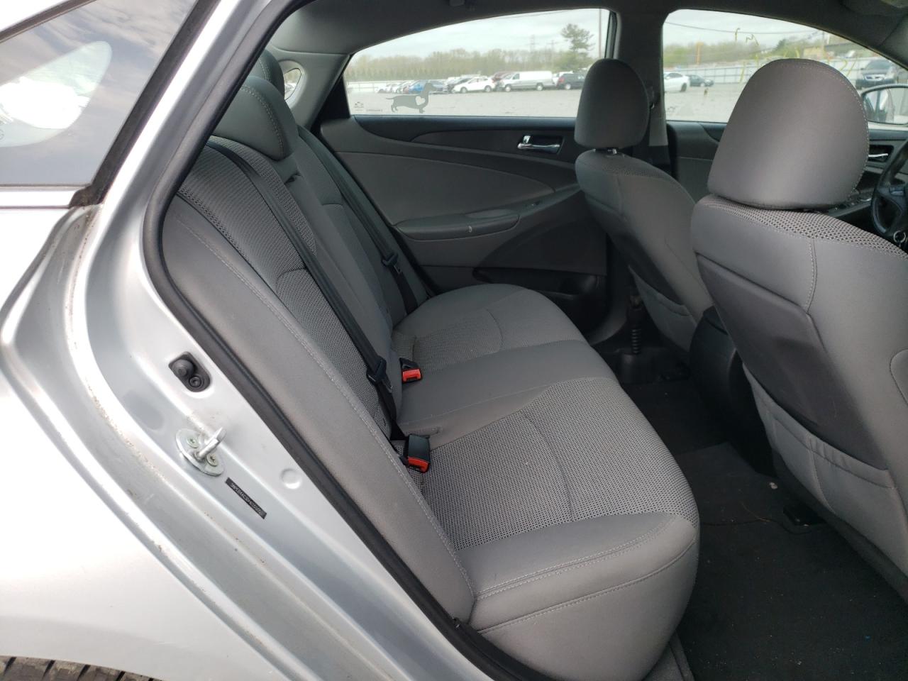 Photo 6 from auction – 2013 HYUNDAI SONATA GLS with VIN 5NPEB4AC3DH655505