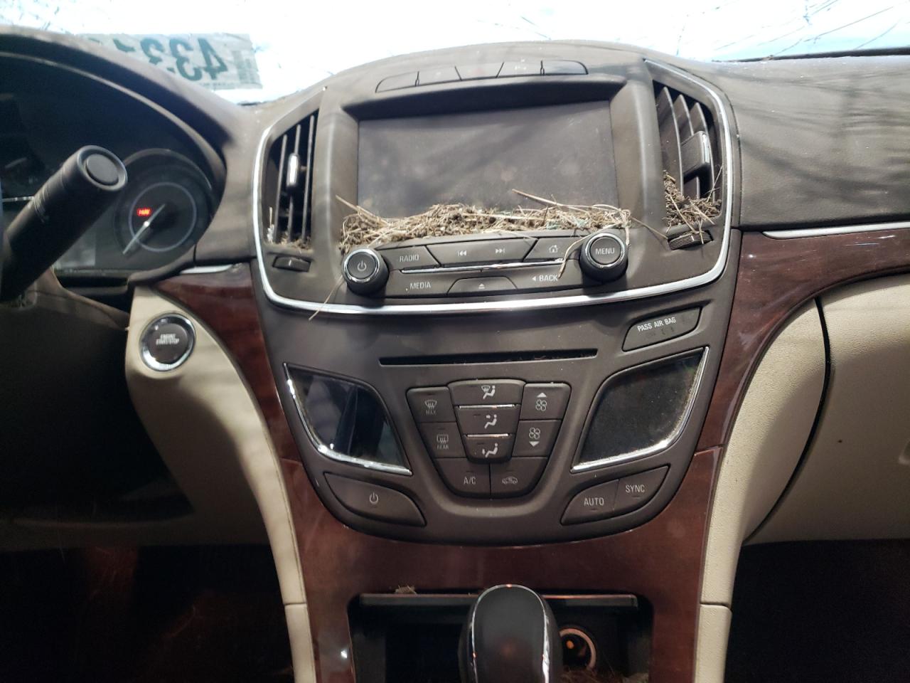 Photo 9 from auction – 2015 BUICK REGAL PREM with VIN 2G4GP5EX1F9148231