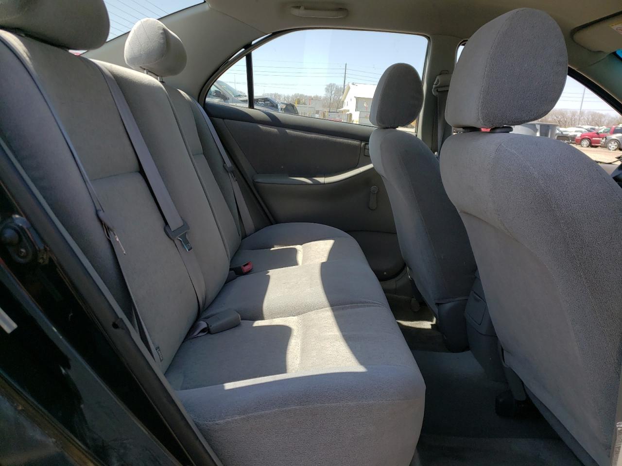 Photo 6 from auction – 2003 TOYOTA COROLLA CE with VIN 2T1BR32E33C110639